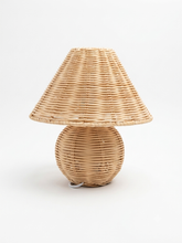 Load image into Gallery viewer, Handmade Rattan Table Lamp مصباح طاولة من الخيزران مصنوع يدوياً