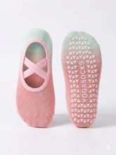 Load image into Gallery viewer, Anti Slip Yoga Socks جوارب اليوجا