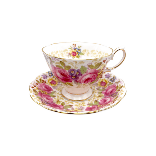 Mug and Saucer كوب وصحن