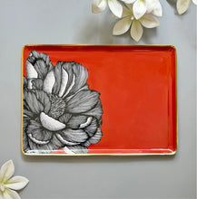 Load image into Gallery viewer, Handcrafted Metal Tray صينية معدنيّة مصنوعة يدويا