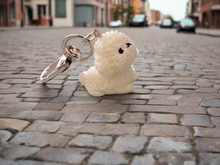 Load image into Gallery viewer, Puppy keychain سلسلة مفاتيح كلب صغير