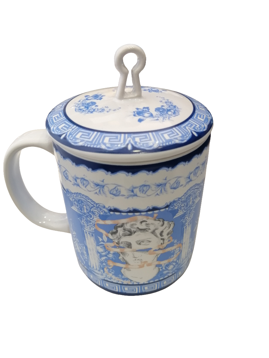 Mug with lid كوب مع غطاء
