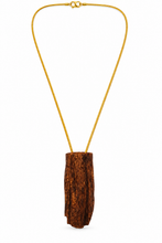 Load image into Gallery viewer, Oud Wood Perfume Pendant قلادة عطر العود