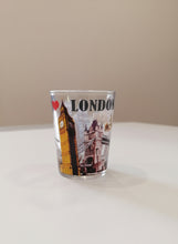 Load image into Gallery viewer, London Designed Short glass لندن مصممة الزجاج القصير