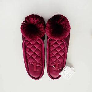 Woman's Non-Slip Soft Slippers نعال ناعمة غير قابلة للانزلاق للنساء