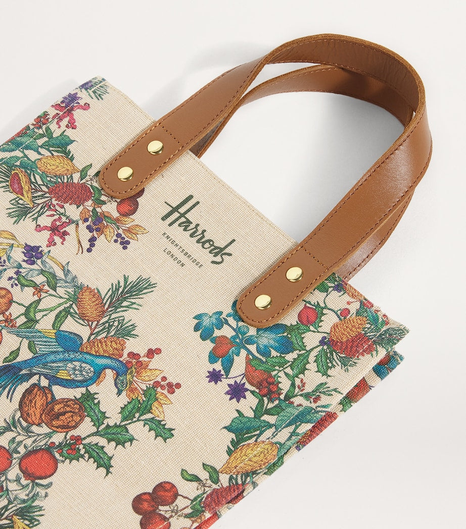 Harrods Small Floral Shopper bag حقيبة تسوق صغيرة مزينة بالزهور من هارودز