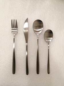 Cutlery Set مجموعة أدوات المائدة
